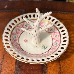 Vintage “Royal Danube” Floral Pink and White Jewelry Ring Holder